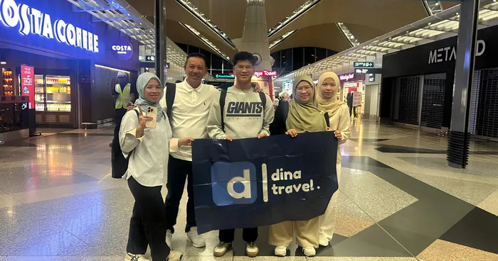 Pelanggan Dina Travel