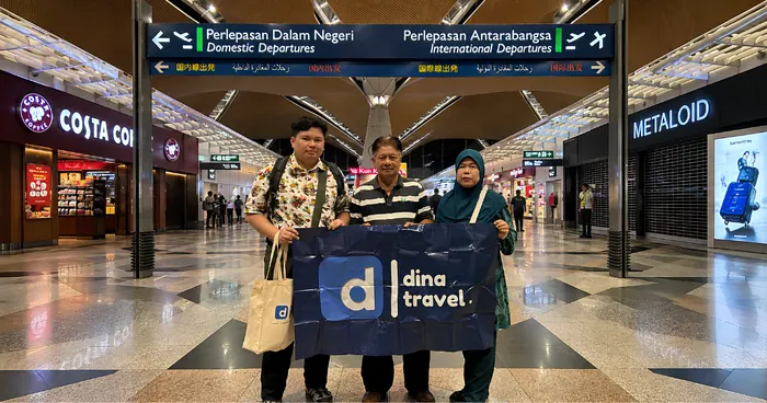 Pelanggan Dina Travel
