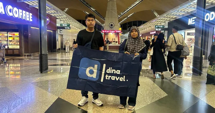 Pelanggan Dina Travel